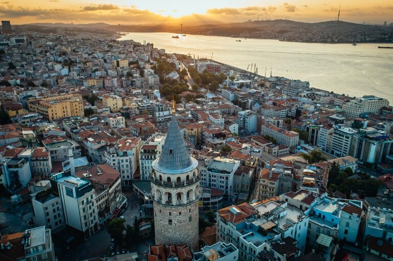 Can You Explore Every Part of Istanbul in 48 Hours?