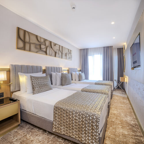 Triple Room